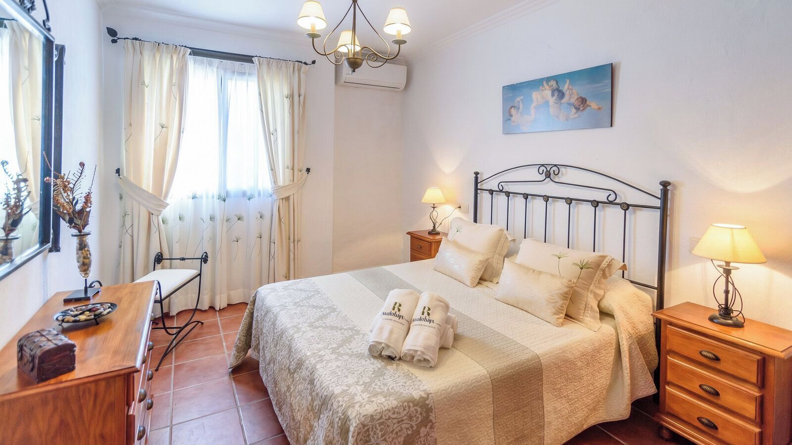 3 bedrooms, iron/ironing board, travel crib, WiFi