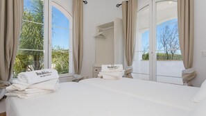 5 bedrooms, iron/ironing board, travel cot, WiFi - Huerta del Cura Casarabonela by Ruralidays (Málaga)