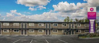 Coast Penticton Hotel