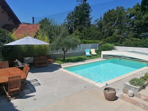 Outdoor pool, a heated pool