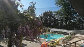 Piscina externa, piscina aquecida