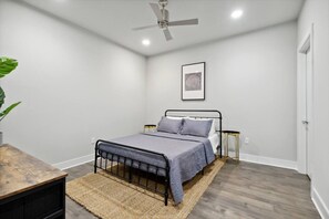 2 bedrooms, iron/ironing board, travel cot, WiFi