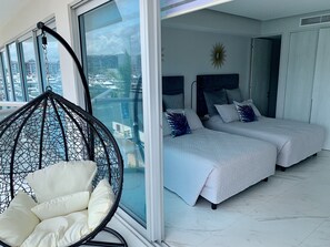 1 slaapkamer, een strijkplank/strijkijzer, gratis wifi, beddengoed