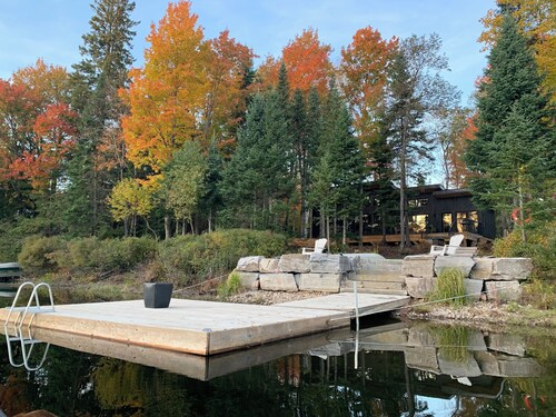 Muskoka River Retreat – A Year-Round Paradise
