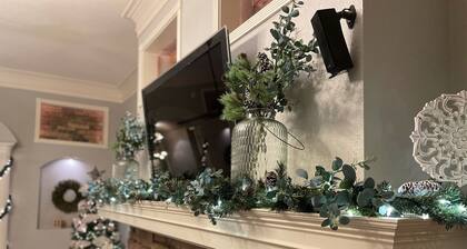 Beautiful Historic Home near Downtown Hot Springs!