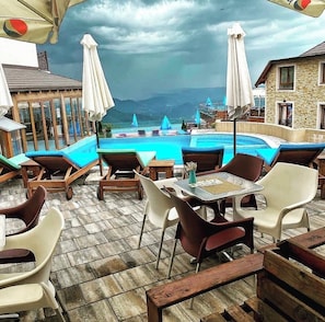 Indoor pool, outdoor pool
