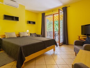 4 habitaciones, cuna de viaje, wifi gratis y ropa de cama 