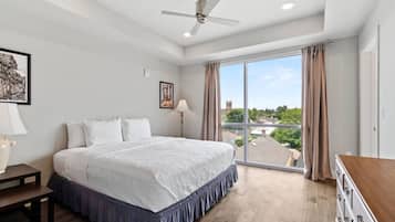 2 bedrooms, desk, iron/ironing board, WiFi