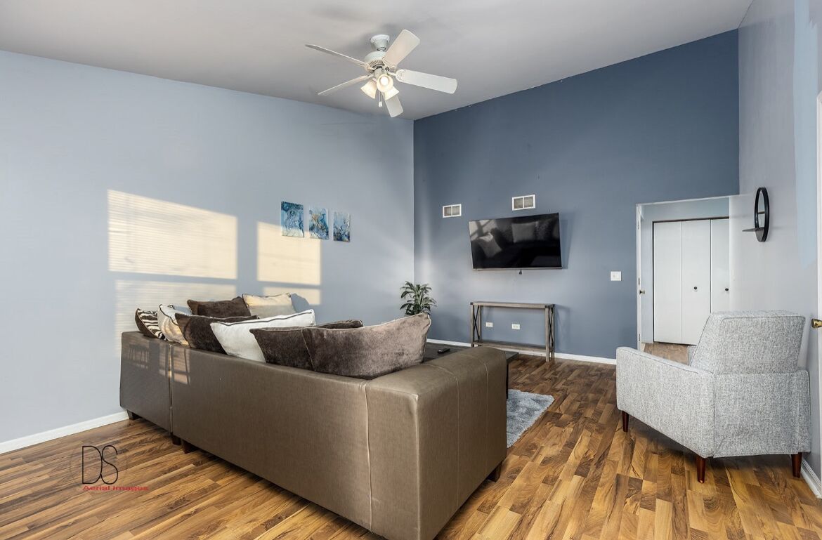Comfy & Spacious Home in Marseilles