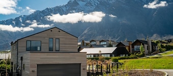 Jacks Point Family Retreat - Jacks Point Home
