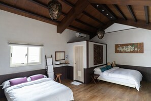 华丽四人房, 2 张大床 | 特色装修、免费 WiFi