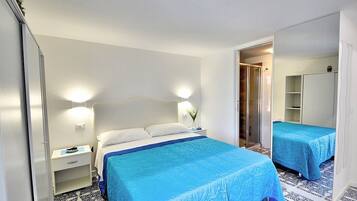 9 chambres, bureau, fer et planche Ă  repasser, Wi-Fi gratuit