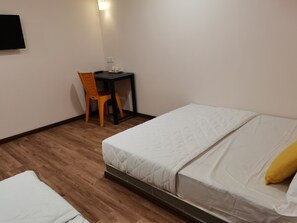 Tremannsrom – superior | Bad | Dusj, toalettartikler (inkludert) og håndklær