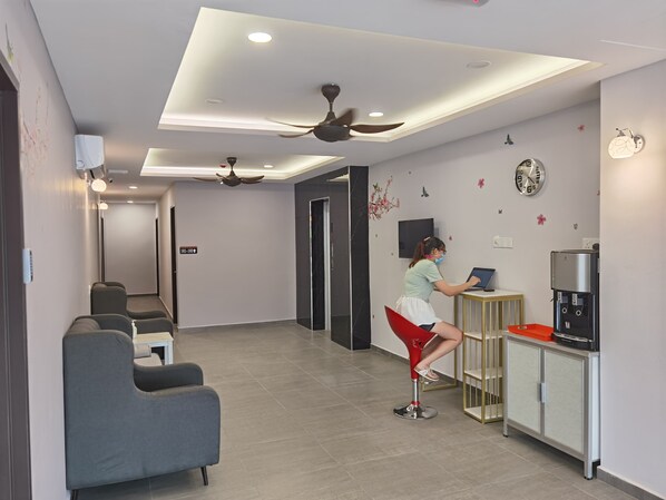 SittomrÄde i lobbyn