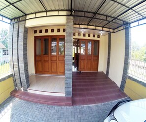Fachada da propriedade