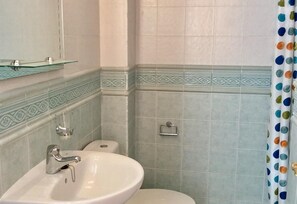 Badekar, hårtørrer