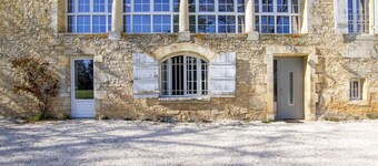 Spacious 19th-century house with private pool, AC, park, and modern amenities in Dordogne countryside