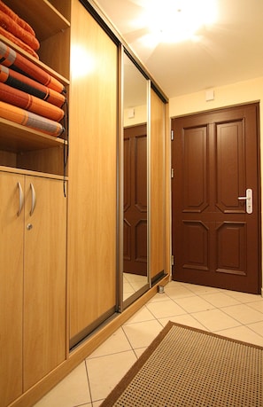 Standard Apartment | Living area | 32-inch flat-screen TV with cable channels, TV