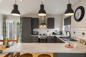 Småhus, privat bad | Delt kjøkken