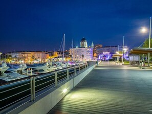 Marina - Apartment with AC and parking - 4 guests (Saint-Raphaël)