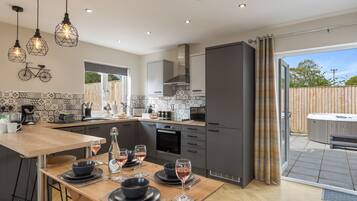 Casa de campo, baño privado | Interior