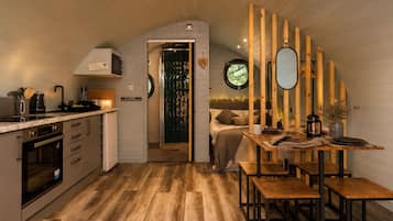 Hytte, privat bad ((Max 2 Adults, 2 Child)) | Innvendig