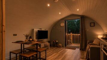 Hytte, privat bad ((Max 2 Adults, 2 Child)) | Innvendig