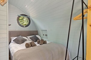 Cabin, Private Bathroom ((Max 2 Adults, 2 Child)) | Interior