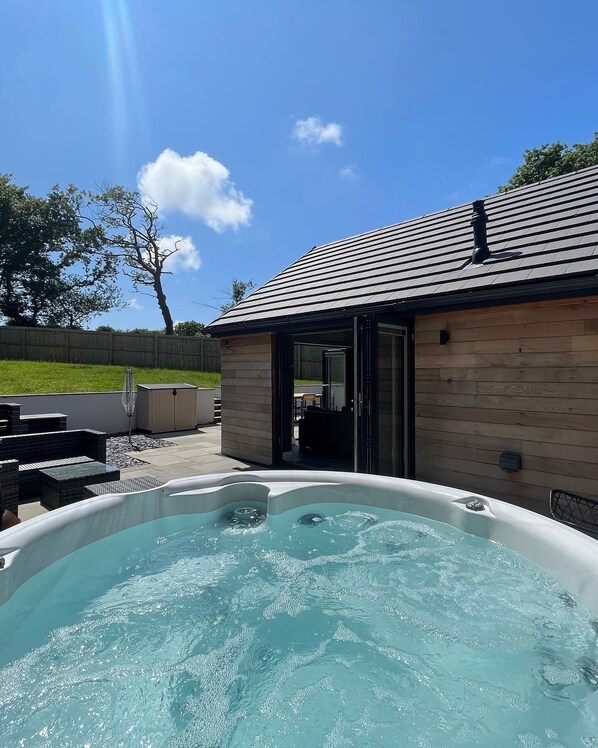 Exterior - Oak Cottage (Tenby)