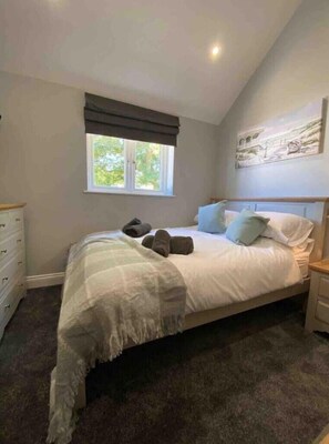 Cottage, Accessible, Private Bathroom | Room amenity - Oak Cottage (Tenby)