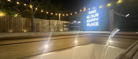 Bungalow, bagno privato ((Max 2 Adults, 2 Child)) | Esterni