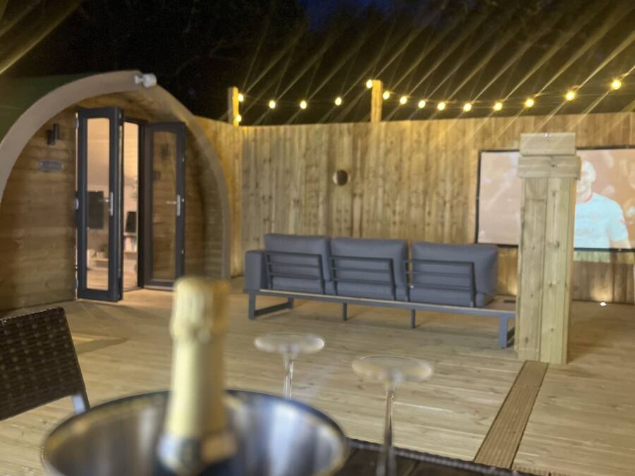 Bungalow - privat badrum ((Max 2 Adults, 2 Child)) | Exteriör