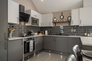 Cottage, Accessible, Private Bathroom | Shared kitchen - Pine Cottage (Tenby)