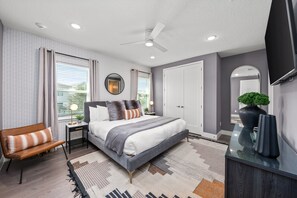 9 Schlafzimmer, Bügeleisen/Bügelbrett, Reisekinderbett, WLAN