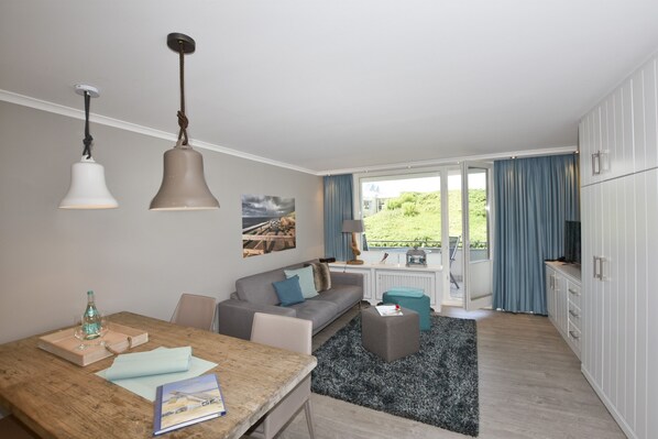 Interior - Apartment very close to the beach with 2 rooms for up to 4 people on approx. 54 m² (Westerland)