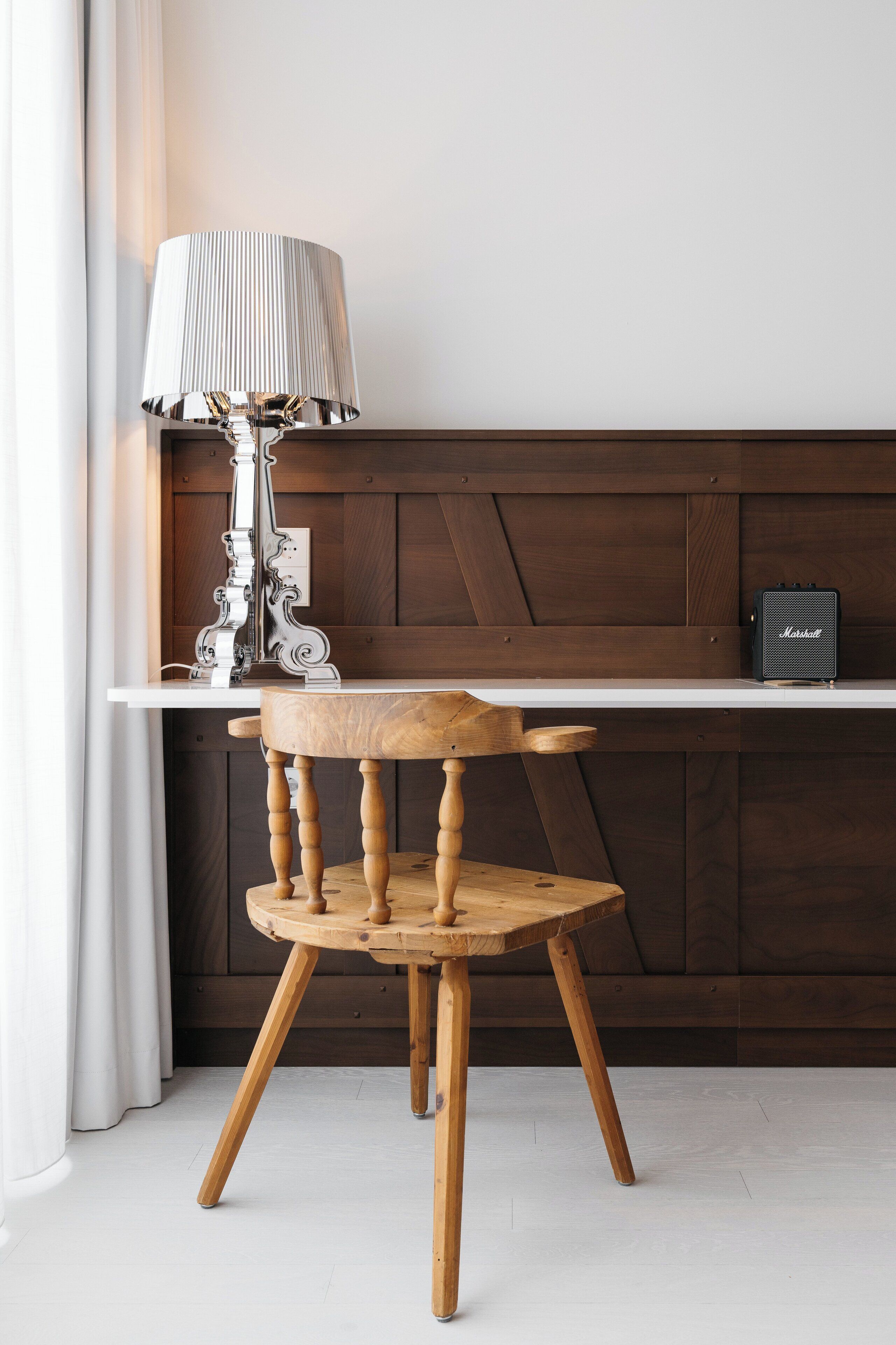 premium bedding, in-room safe, desk, laptop workspace