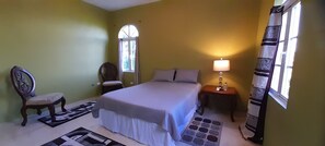 2 soverom, strykejern/-brett, wi-fi (inkludert) og sengetøy