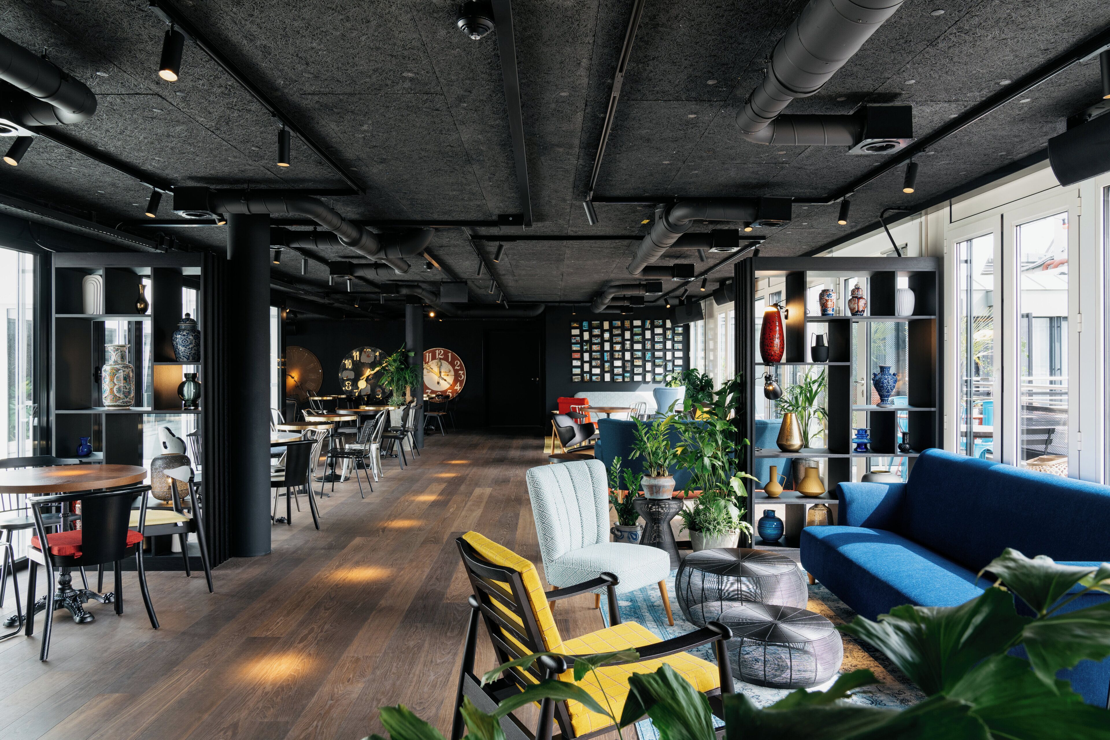 Bar (in der Unterkunft)