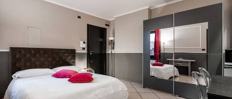 1 camera, ferro/asse da stiro, Wi-Fi gratuito, lenzuola