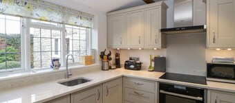 Snowdrop Cottage