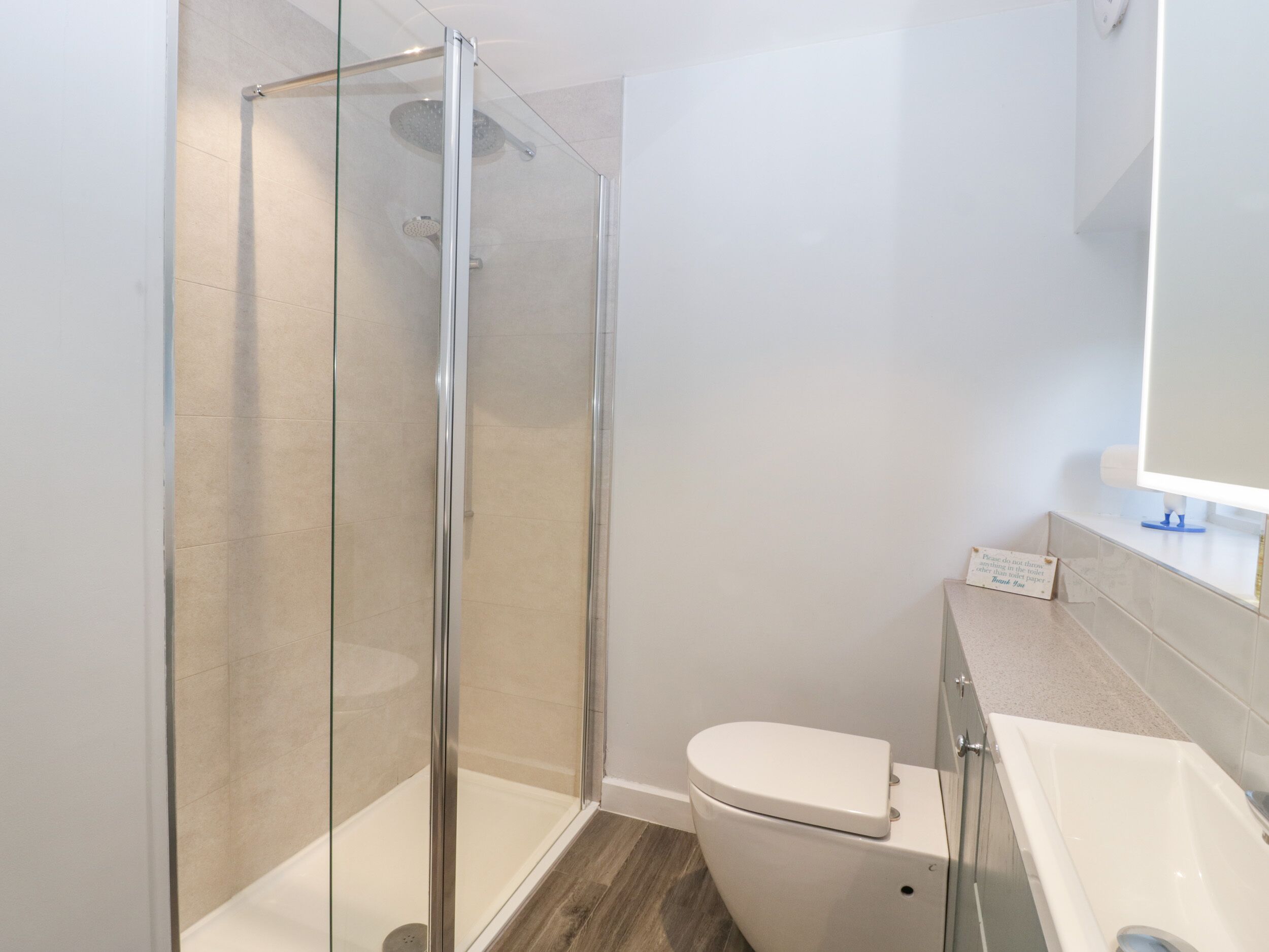 Cottage | Bathroom | Shower