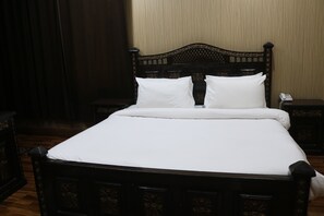 Kamar Double atau Twin Standar | Wi-Fi gratis dan seprai linen