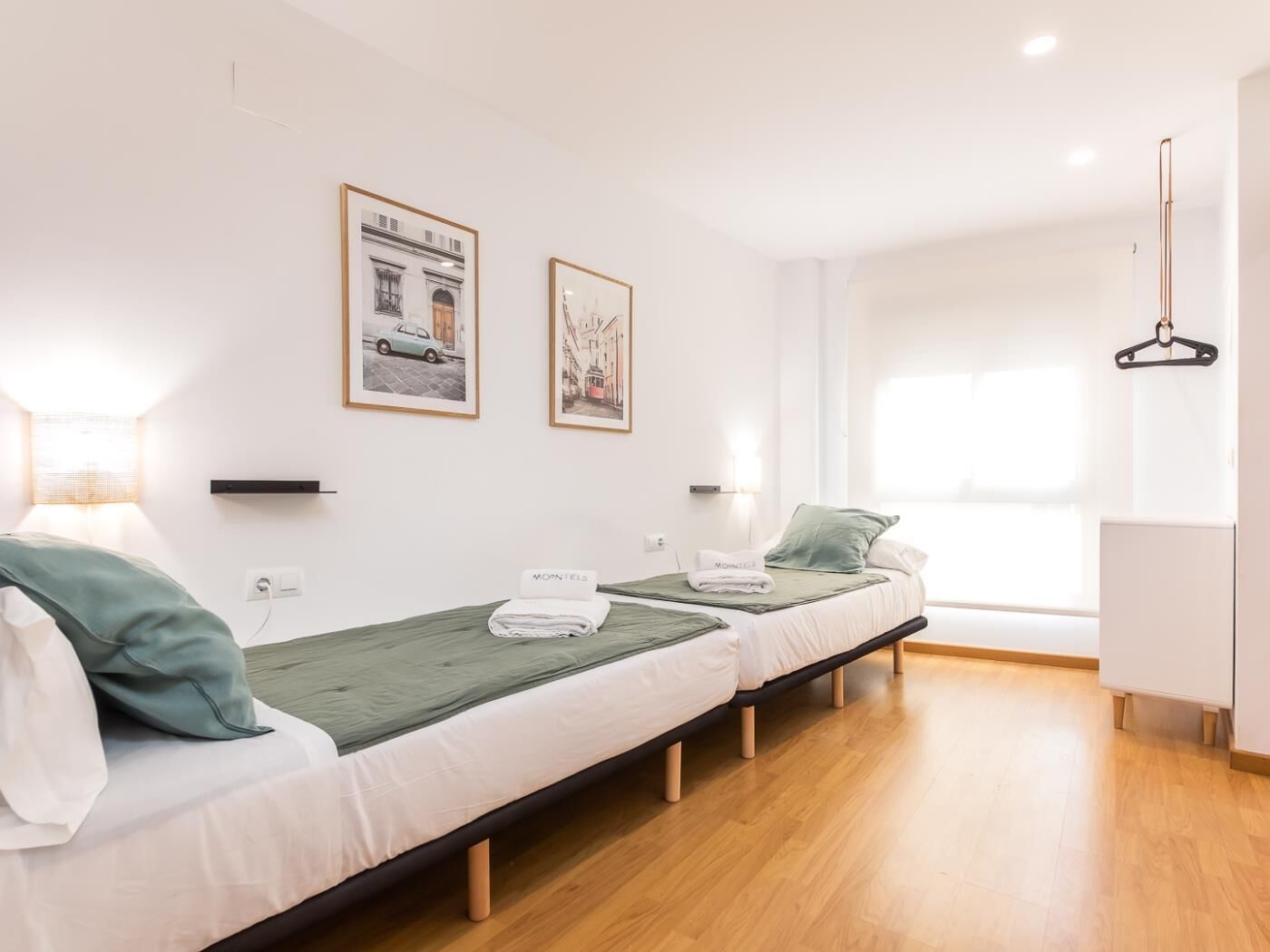 2 dormitorios, tabla de planchar con plancha, Internet y ropa de cama