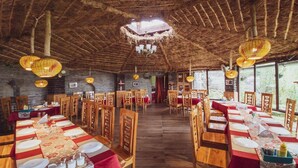 Restaurant - Mohan's Binsar Retreat (Almora)