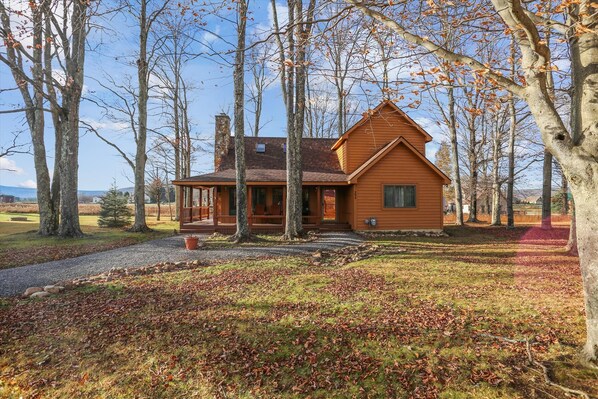 المنشأة من الخارج