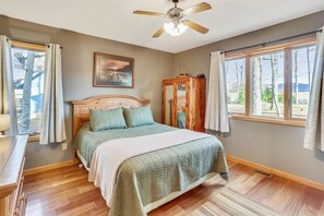 3 عدّة غرف نوم وواي فاي وملاءات أسرّة