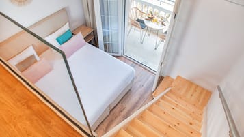 1 bedroom, premium bedding, pillow-top beds, in-room safe