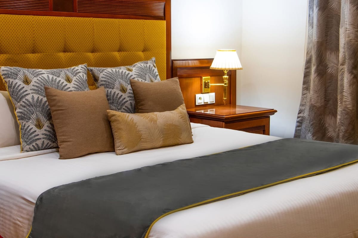 luxury villa | 1 bedroom, egyptian cotton sheets, premium bedding, down duvets