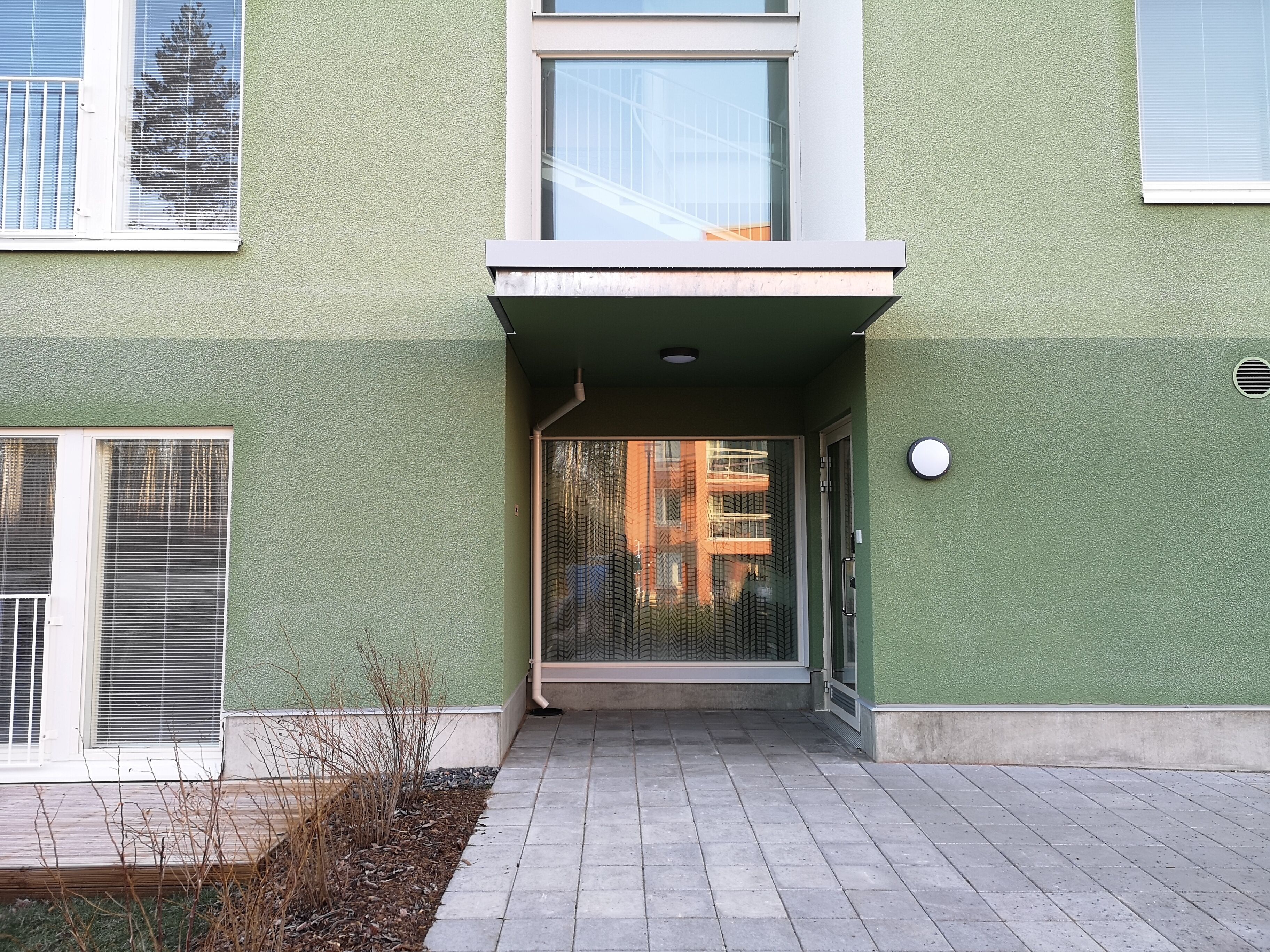 Majoituspaikan sisäänkäynti