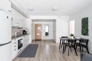 Standard Apartment, 2 Bedrooms, Balcony | In-room dining - Hiisi Homes Vantaa Keimolanmäki (Vantaa)